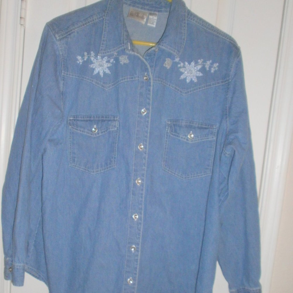 CLUB Z COLLECTIONS  sz 1X Blue Denim  Beaded  Floral WESTERN JACKET SHIRT